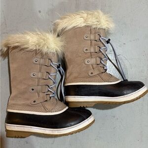 Sorel Kids Boots in Tan and Black
